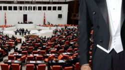 Meclis Başkanı'na binlerce liralık frak