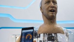 İnsansı robot Han Hong Kong'da görücüye çıktı
