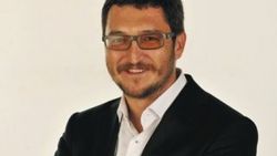 Koray Çalışkan'dan Füsun Demirel'e destek