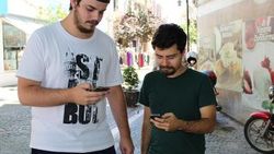 Üniversite öğrencisi Pokemon ararken 4 kilo verdi
