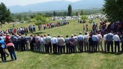 Bakan Ayşenur İslam'ı şaşırtan karşılama kuyruğu