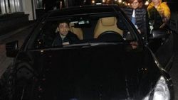 Yıldız Tilbe valeyi azarladı