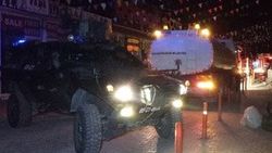Van’da pasaj yangını