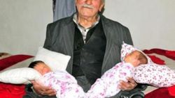 85 yaşında ikiz çocuk sahibi oldu