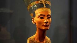 Nefertiti’nin yüzü yeniden modellendi