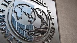 IMF Türkiye'nin büyüme tahminini düşürdü