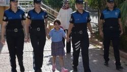 Polisler şehit kızını okulun ilk gününde yalnız bırakmadı