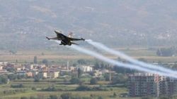 Aydın'da SOLOTÜRK'ten gösteri