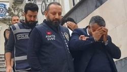 Turistleri polis olduklarını söyleyerek soydular