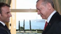 Başkan Erdoğan Emmanuel Macron'u kabul etti