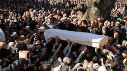 Ahmet Yaşar Hocaefendi ebediyete uğurlandı