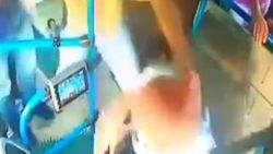 Azerbaycan'da otobüs sürücüsüne yumruklu saldırı