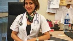 Ölen hastanın yakınlarından kadın doktora saldırı