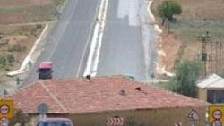 Duble yolun arasında kalan ev