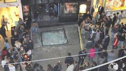Taksim'de üzerine cam düşen kızın raporu mahkemeye ulaştı