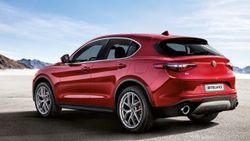 Stelvio'ya beklenen dizel seçeneği eklendi
