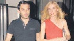 Wilma Elles'ten ayrılmadık pozu