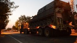 8 obüs yüklü tır Kilis'e gönderildi