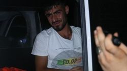 Polis kaçan sürücüyü tekerlekleri patlatarak yakaladı