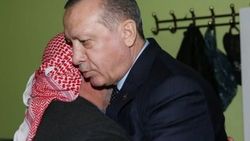 Cumhurbaşkanı Erdoğan'dan şehit ailesine ziyaret
