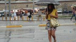 Meteorolojiden Ege'ye kuvvetli yağış uyarısı