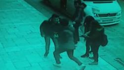 Denizli'de yan bakma kavgasında kan aktı