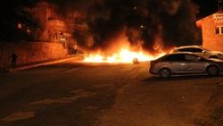 Bingöl'de heykel protestosu yangına sebep oldu