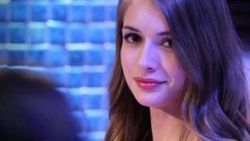 Yasemin Kay Allen sevgilisini partiden kovdu