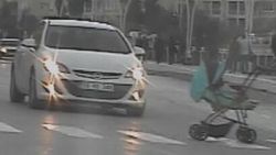Yaya geçidinde yol vermeyen araç radara yakalandı