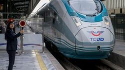 Ankara-Konya YHT hattı ilk seferine başladı