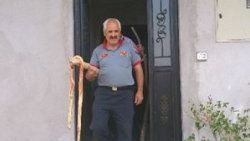 1 buçuk metrelik yılan korkuttu