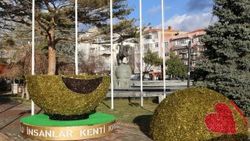 Kırklareli'deki yılbaşı süsleri sökülüyor