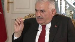 Binali Yıldırım: Suriye'de her şeyden önce Esed değişmeli