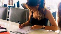 Yolanthe Türkçe öğreniyor