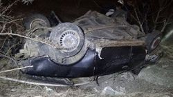 Yozgat'ta 2 otomobil çuruma düştü: 6 yaralı