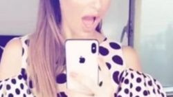 Hadise eteğini kaldırdı