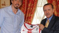 Cumhurbaşkanlığı Hidayet Türkoğlu'nun maaşını açıkladı