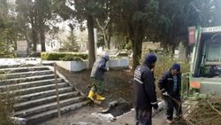 Koç’un cenazesi için mezarlıkta hummalı bir çalışma var