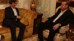 Davutoğlu'ndan Erdoğan'a bayram ziyareti