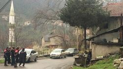 Zonguldak'ta bir evde 3 ceset çıktı