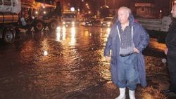 Zonguldaklı esnaf belediye başkanını rehin aldı