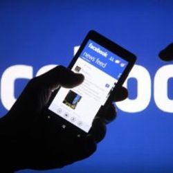 Facebook gençlerin bilgileri karşılığında para ödedi