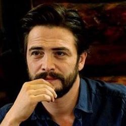 Alkollü araç kullanan Ahmet Kural, kaza yaptı