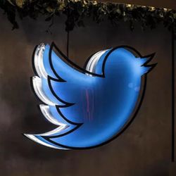 Twitter’da ünlülerin hesaplarını hackleyenler tutuklandı