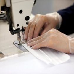 Ümraniye'de tekstil atölyesinde 4 bin kaçak maske bulundu