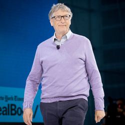 Bill Gates'ten korona aşısı için 388 milyon dolar yatırım