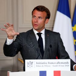 Koronavirüs, Macron'un popülaritesini düşürdü