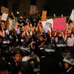Floyd protestoları, ikinci korona dalgasını başlatabilir