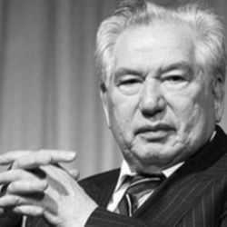 Cengiz Aytmatov eserlerinden hayata dair seçkiler
