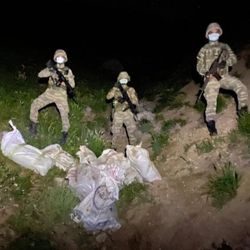 Hakkari'de 1 milyon 35 bin liralık malzeme ele geçirildi
